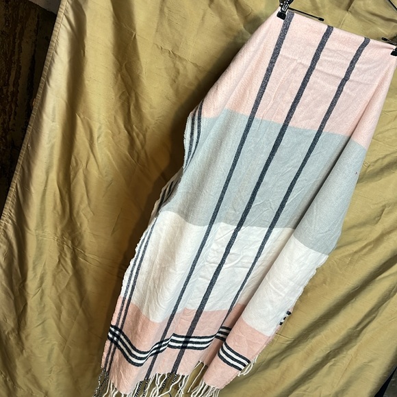 Brand new no tags. So soft!! Reduced!!! - Picture 2 of 3